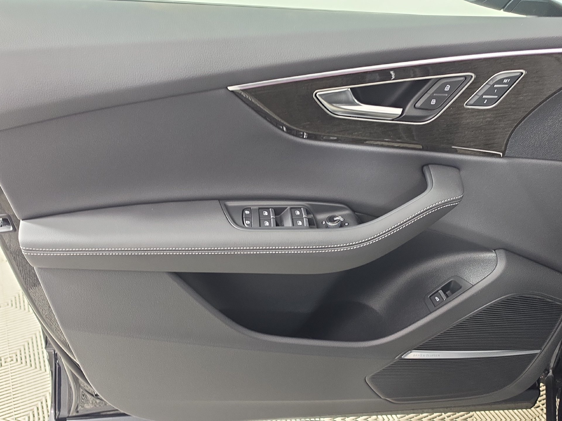 New 2026 Audi Q8 Premium Plus AWD/4WD image 16
