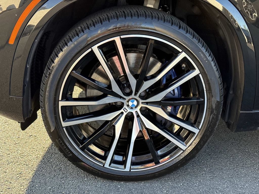 Used 2019 BMW X5 xDrive40i w/ M Sport Package AWD/4WD image 8