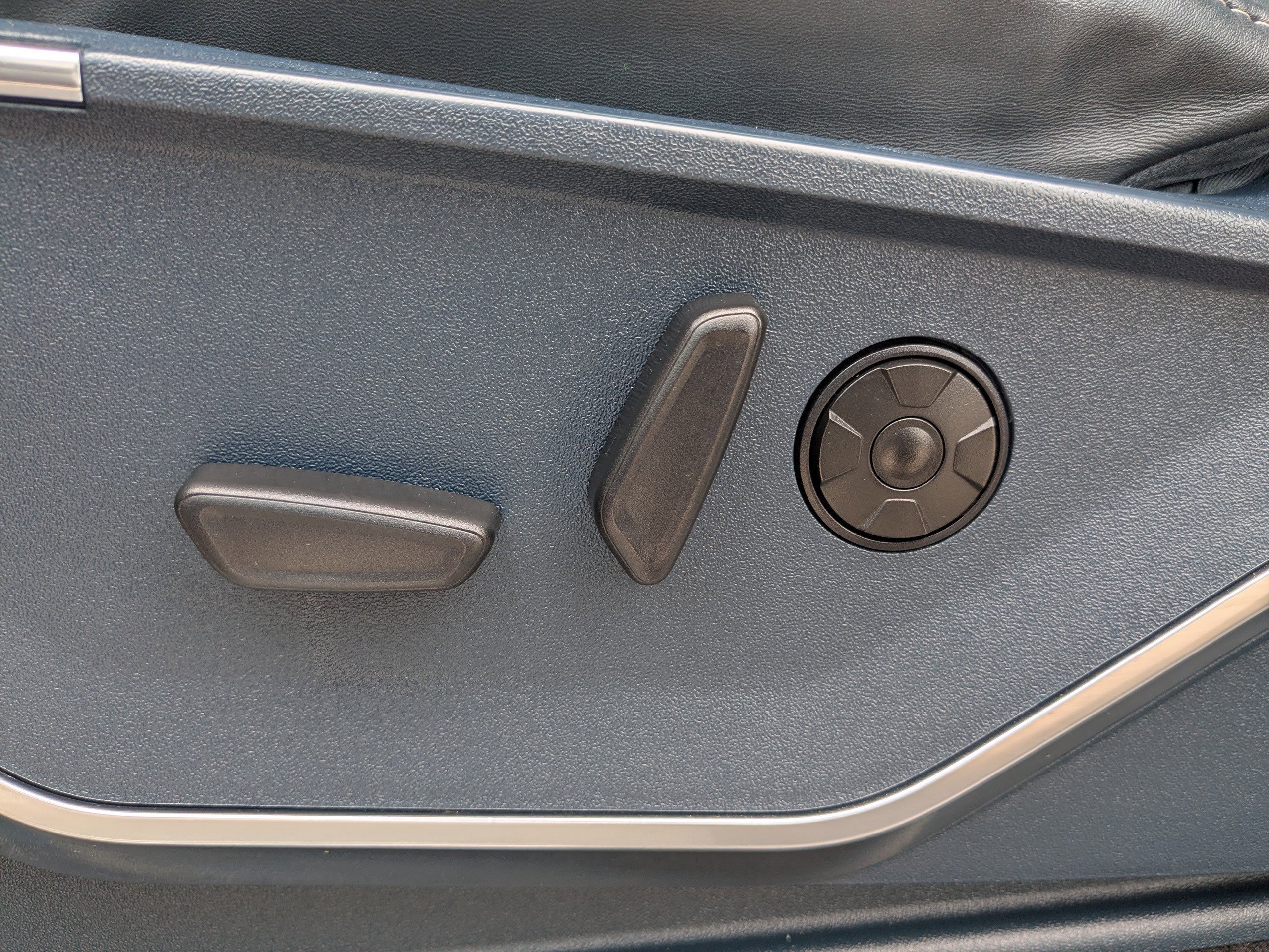 Used 2024 Ford F450 Limited w/ FX4 Off-Road Package image 20