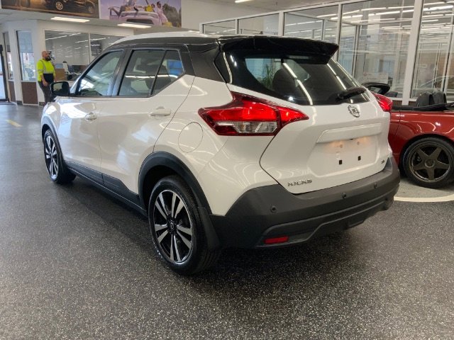 Used 2020 Nissan Kicks SV image 6