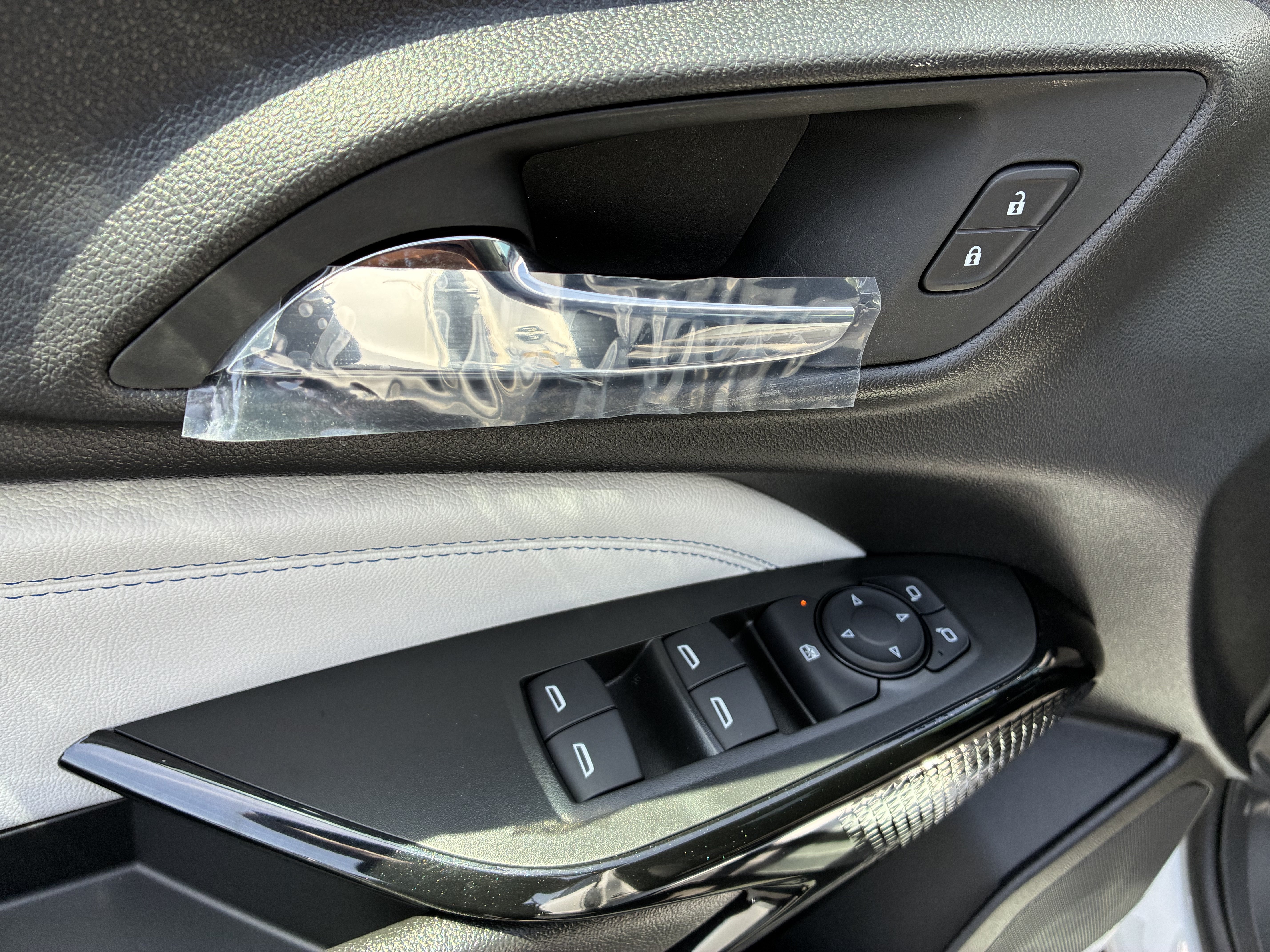 New 2026 Chevrolet Trax LT w/ Driver Confidence Package FWD image 24