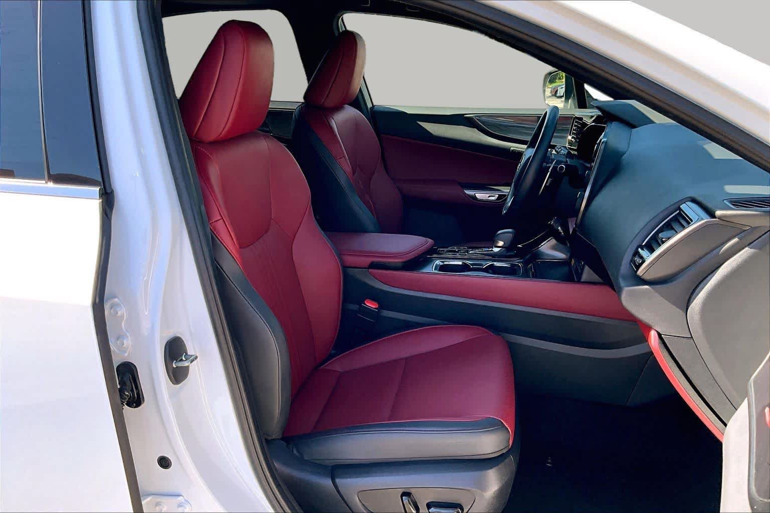Used 2026 Lexus NX 350h AWD w/ Accessory Package (2T) image 8