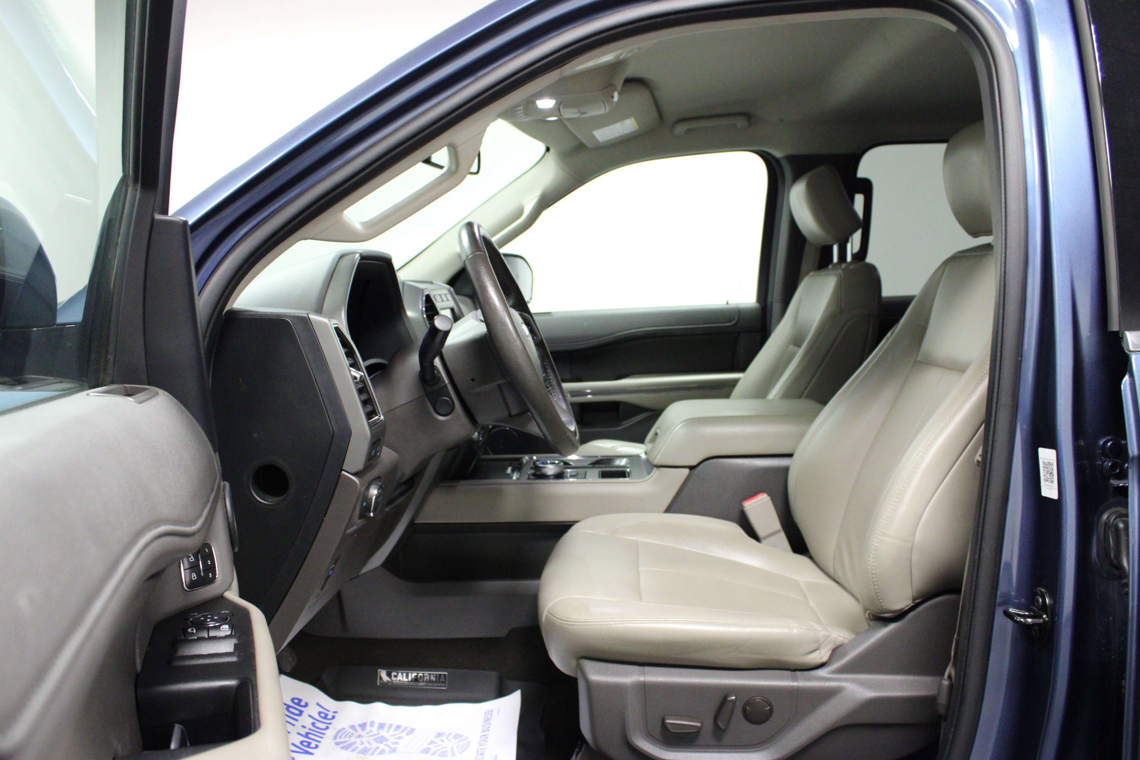 Used 2020 Ford Expedition XLT w/ Equipment Group 202A image 12