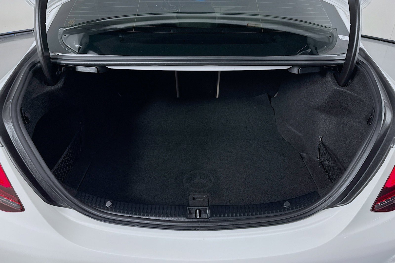 Used 2021 Mercedes-Benz C 300 Sedan image 22