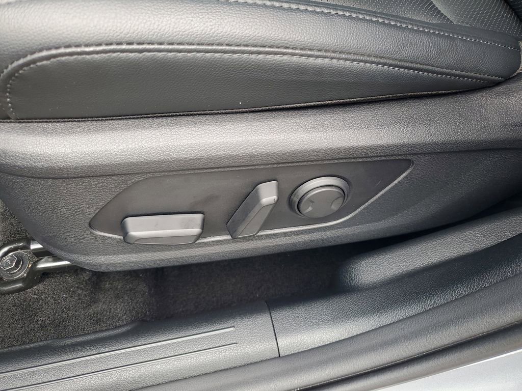 Used 2023 Kia Sportage EX image 7