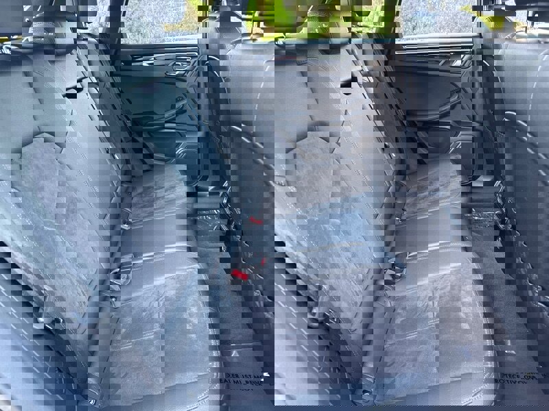 Used 2019 Porsche Macan image 17