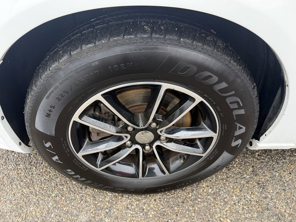 Used 2016 Dodge Grand Caravan R/T image 9