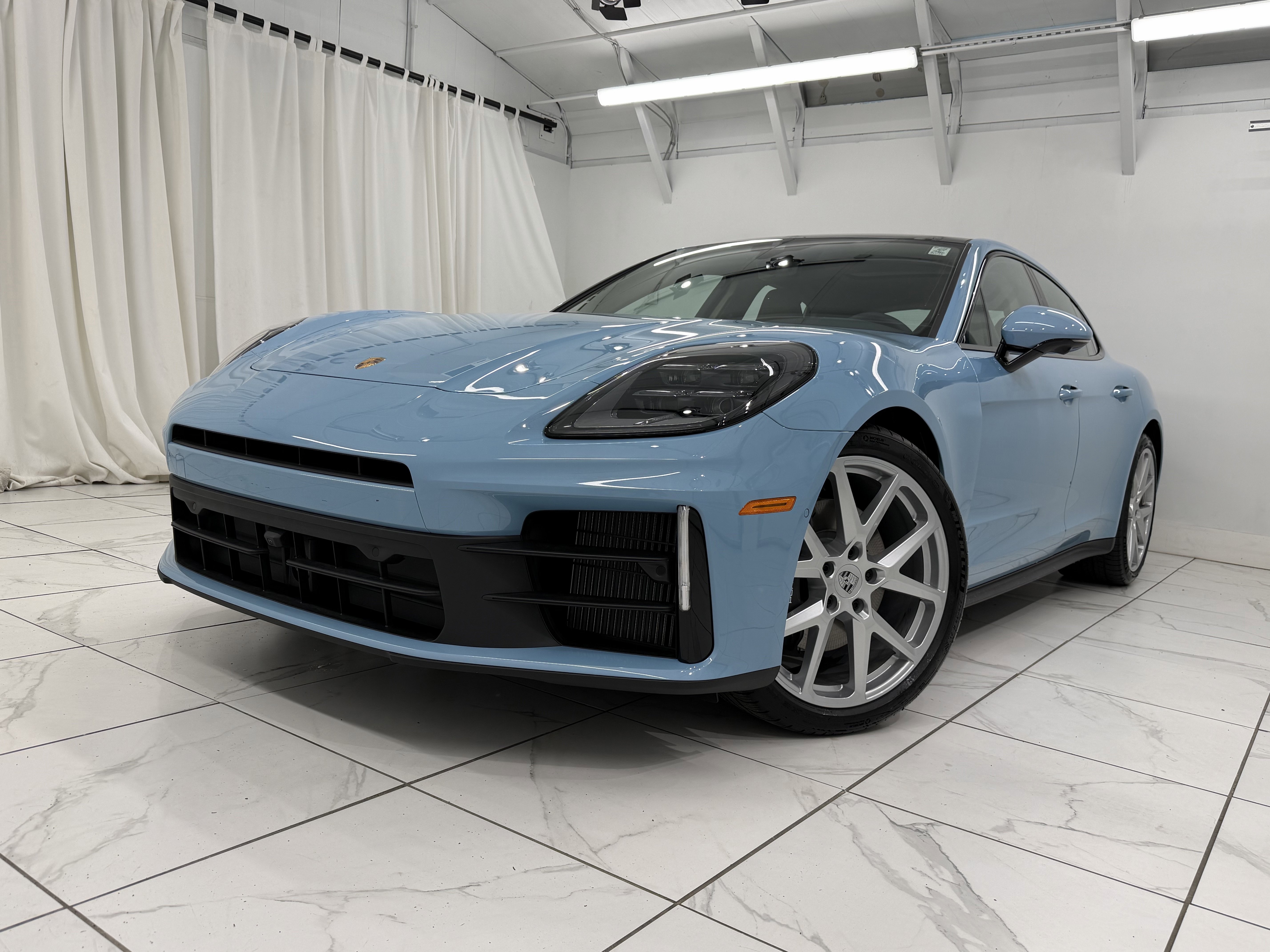 New 2026 Porsche Panamera 4 image 8