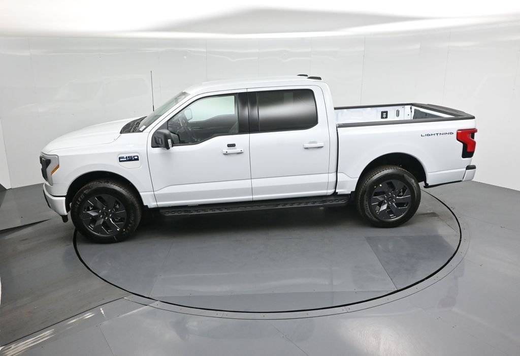 New 2025 Ford F150 Lightning Flash image 43