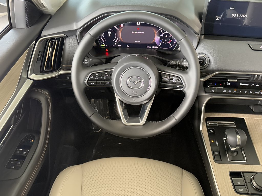 New 2025 MAZDA CX-90 Plug-In Hybrid w/ Preferred AWD/4WD image 13
