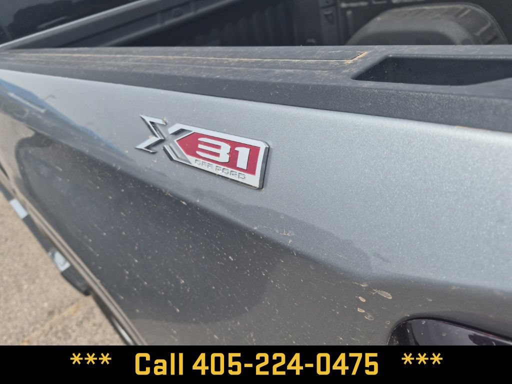 Used 2025 GMC Sierra 1500 SLT w/ SLT Premium Plus Package AWD/4WD image 16