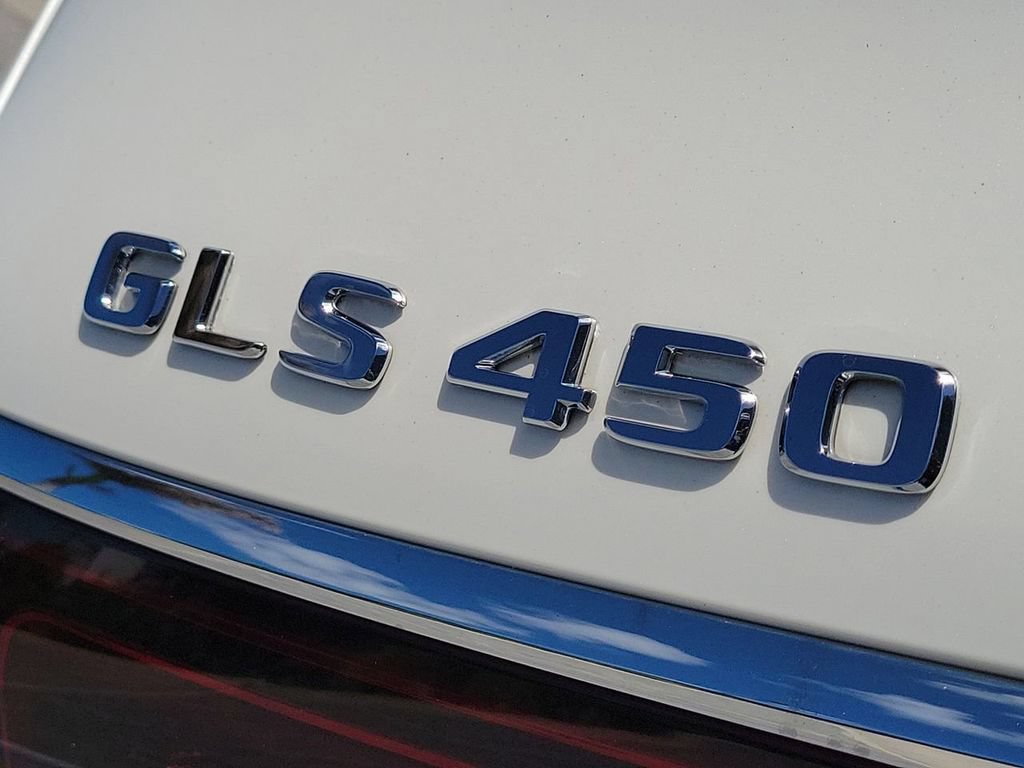 Used 2022 Mercedes-Benz GLS 450 4MATIC image 10