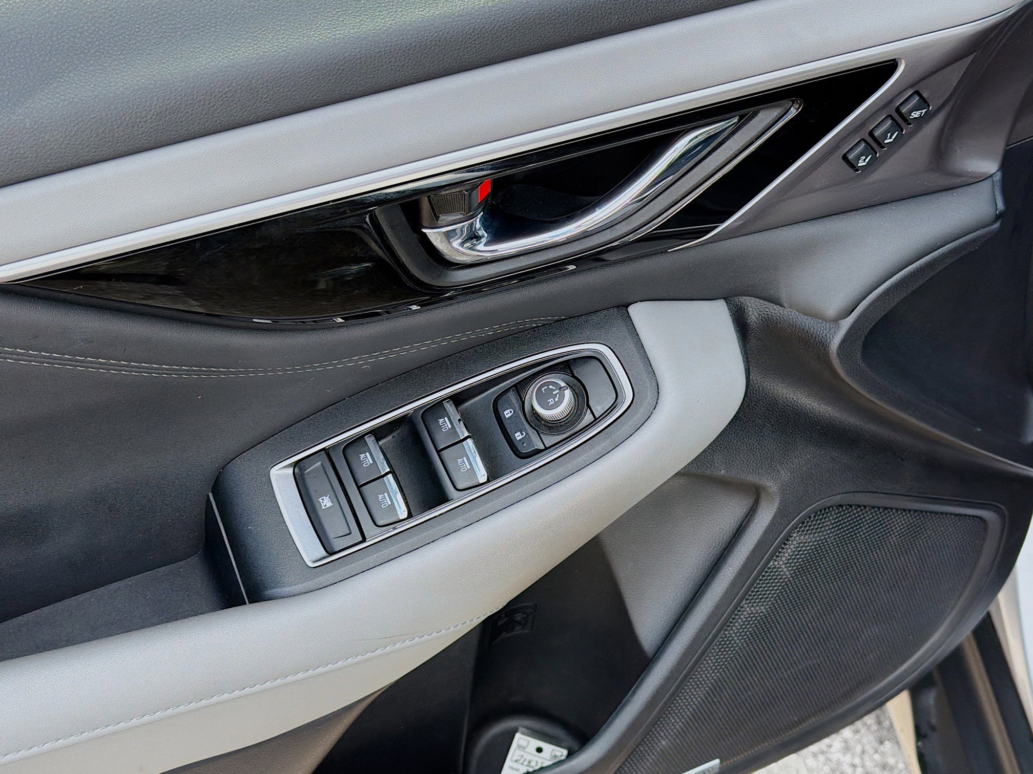 Certified 2025 Subaru Outback Limited w/ Popular Package #2 image 23