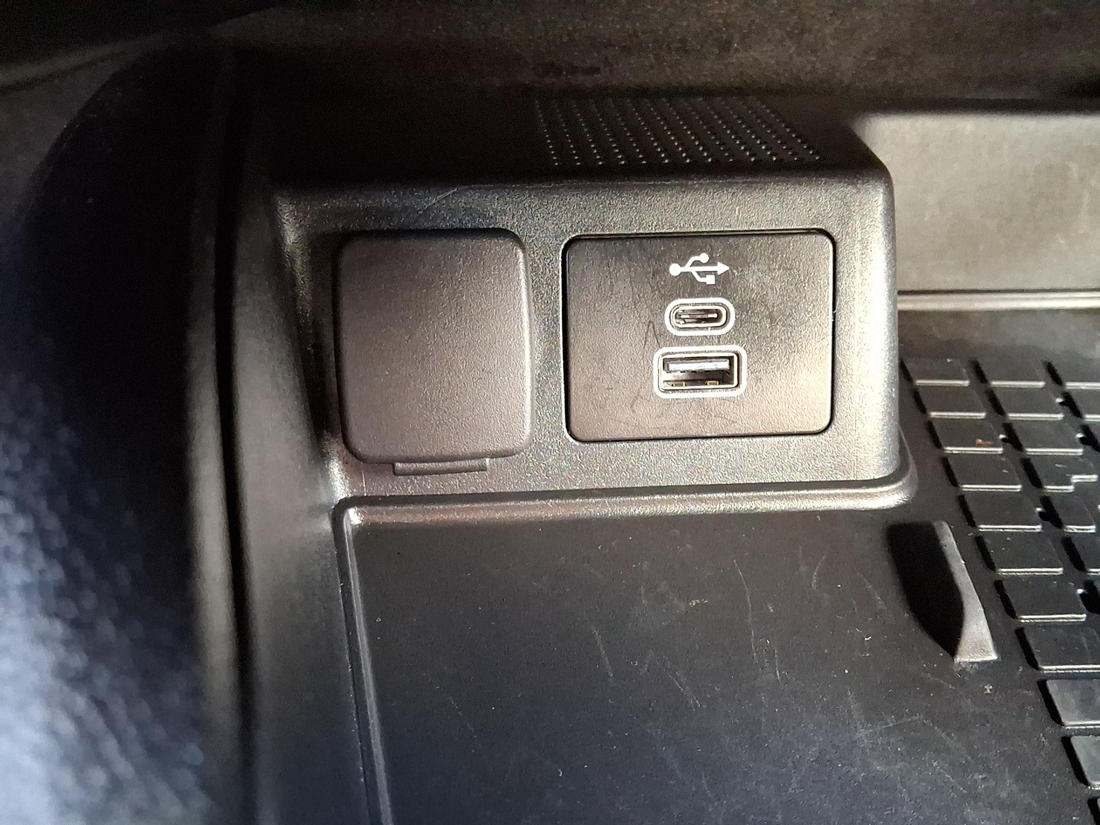 Certified 2025 Ford Bronco Sport Badlands AWD/4WD image 25