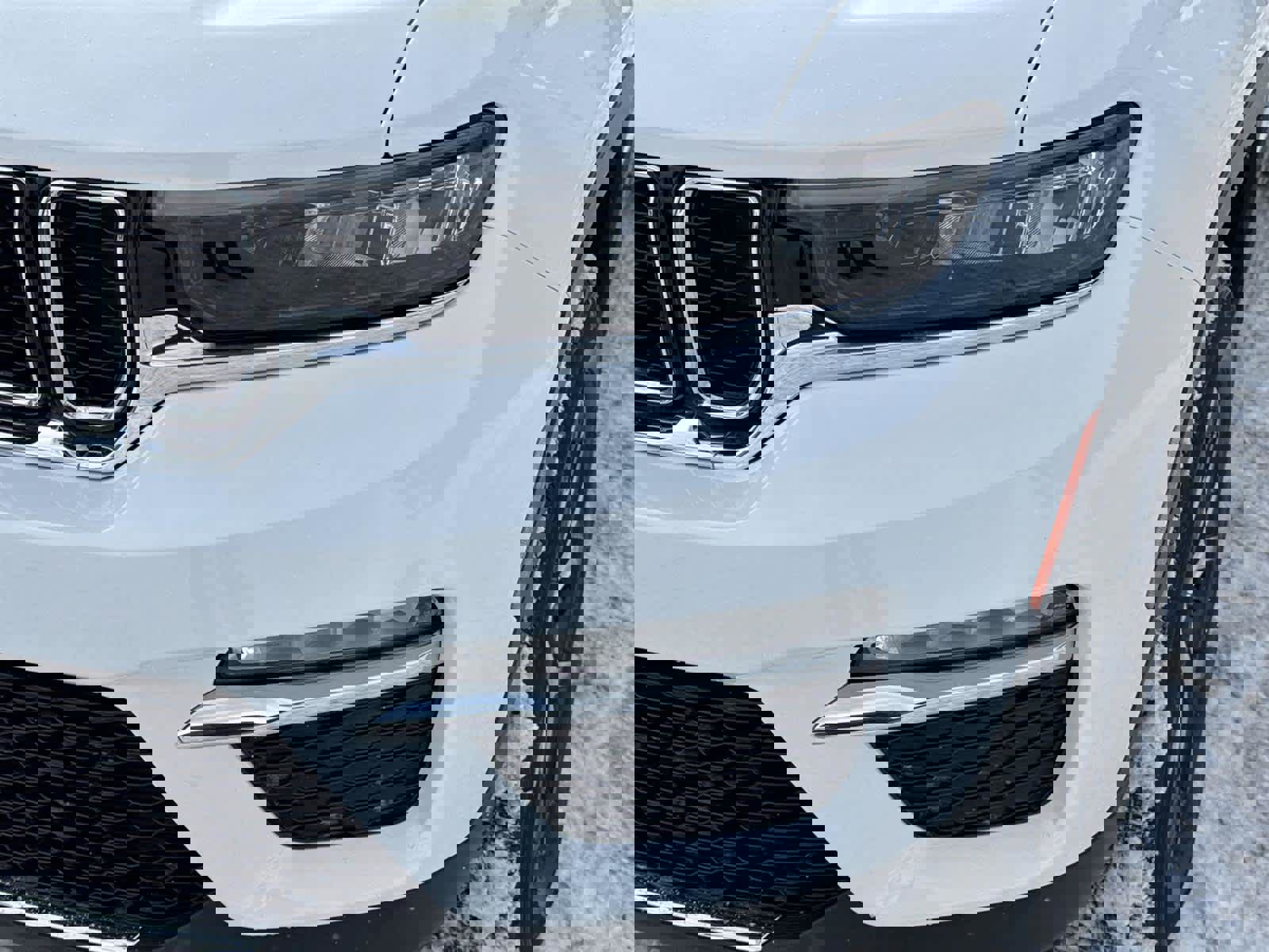 Used 2023 Jeep Grand Cherokee Limited image 9