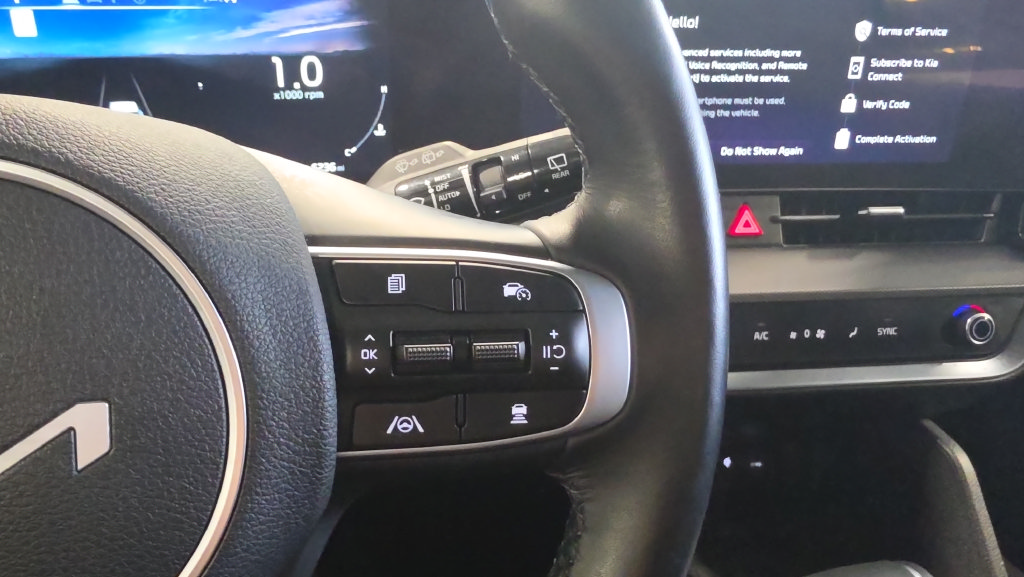 Used 2025 Kia Sportage SX AWD/4WD image 24