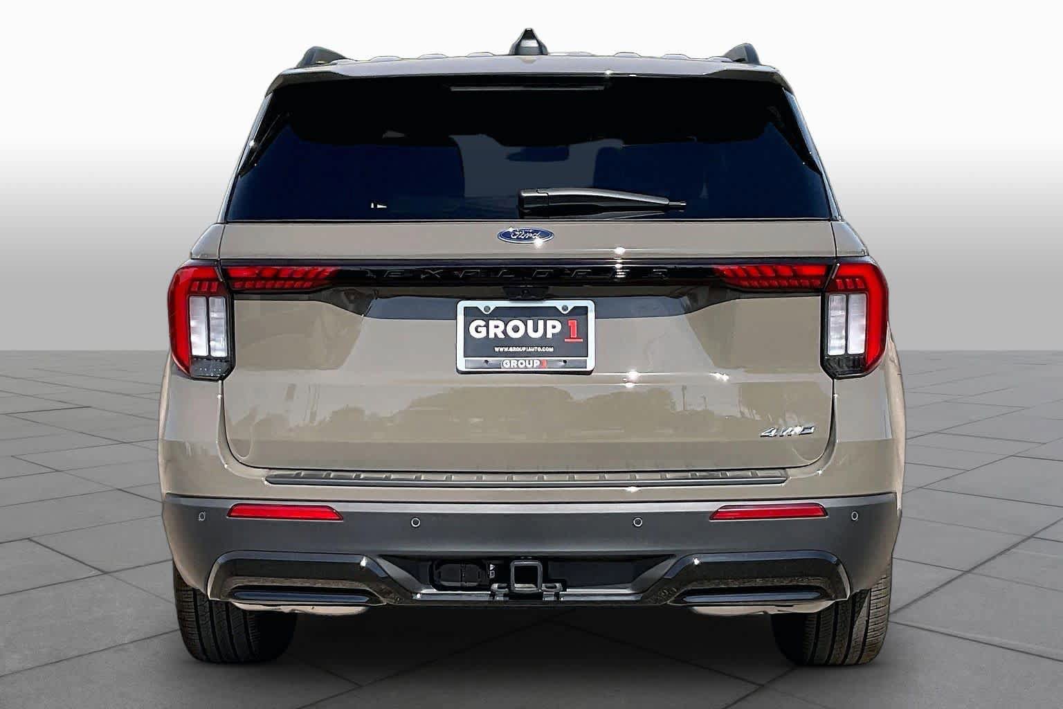 New 2026 Ford Explorer ST-Line AWD/4WD image 4