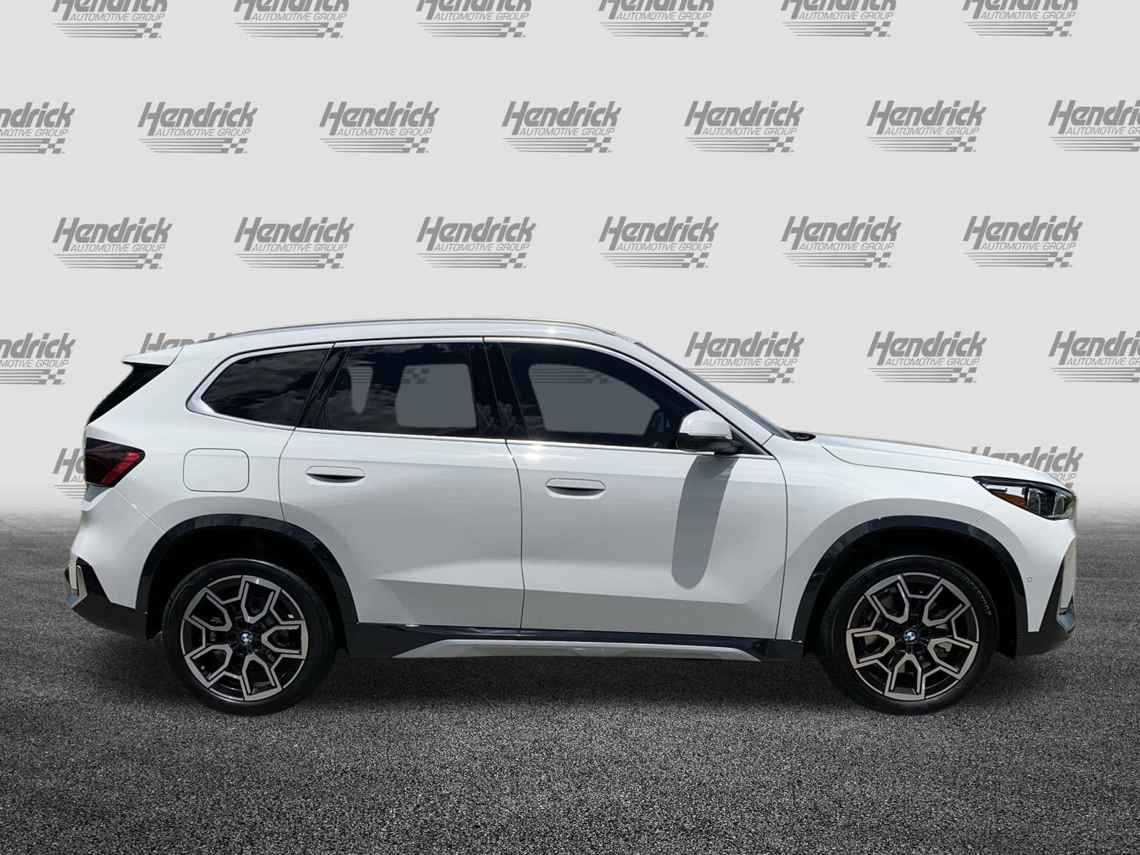 Used 2025 BMW X1 xDrive28i w/ Technology Package image 10