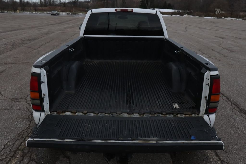 Used 2003 GMC Sierra 3500 SLE image 38