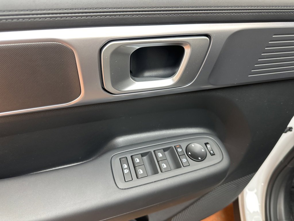 New 2026 Hyundai Santa Fe SE image 23