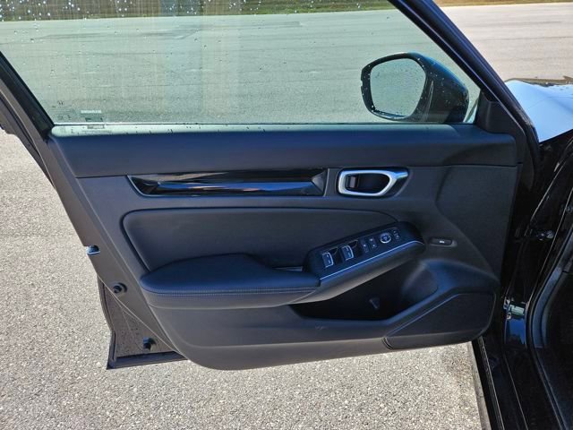 Used 2024 Honda Civic Touring image 10