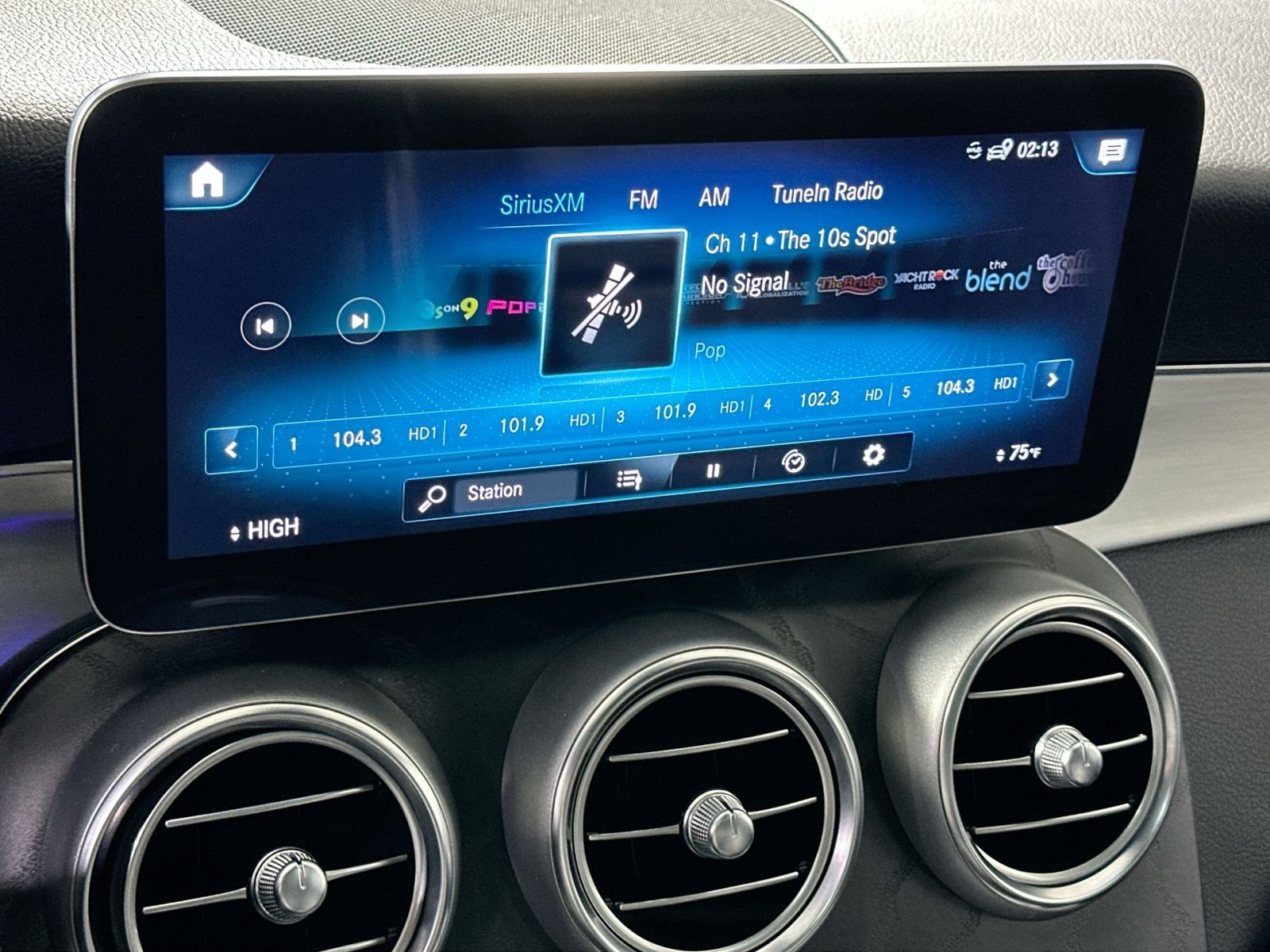 Used 2022 Mercedes-Benz GLC 300 4MATIC image 23