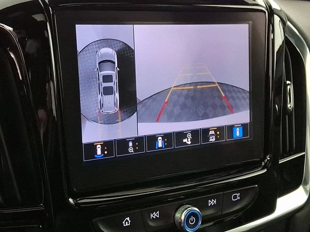 Used 2023 Chevrolet Traverse RS AWD/4WD image 4