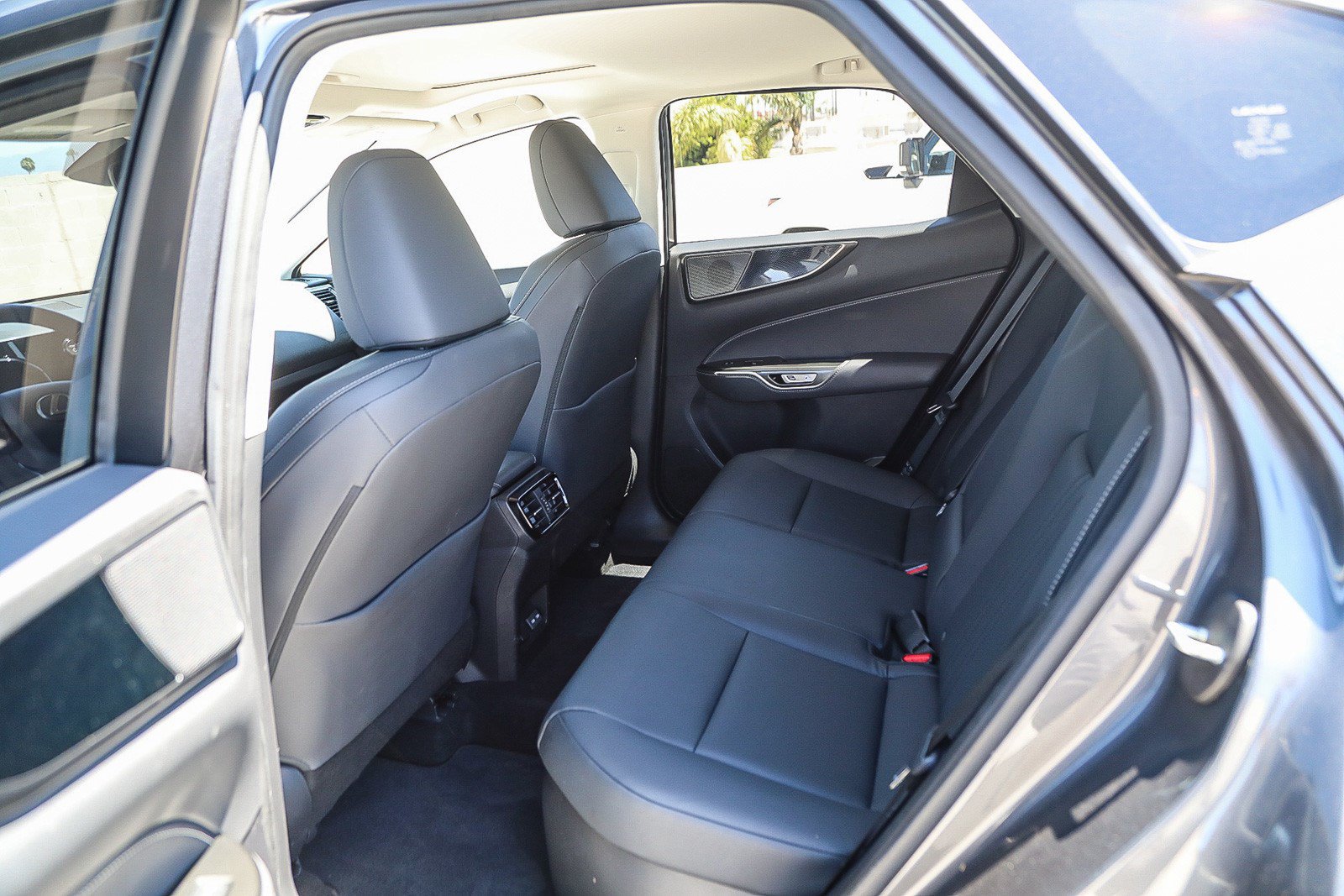 Used 2024 Lexus NX 350h AWD w/ Cold Area Package image 18