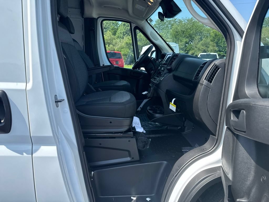 New 2026 RAM ProMaster 2500 w/ Convenience Group FWD image 10