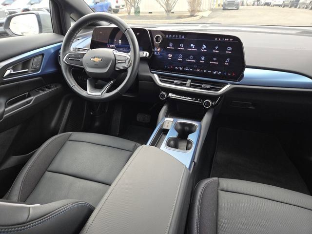 Used 2024 Chevrolet Equinox EV LT image 27