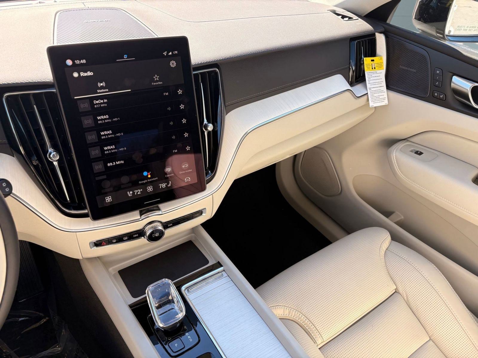 New 2026 Volvo XC60 B5 Ultra w/ Climate Package image 23