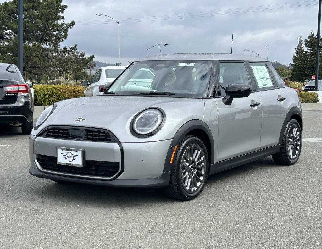 New 2027 MINI Cooper 4-Door Hardtop FWD image 1
