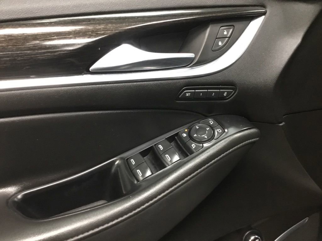 Used 2021 Buick Enclave Avenir w/ Avenir Technology Package image 7