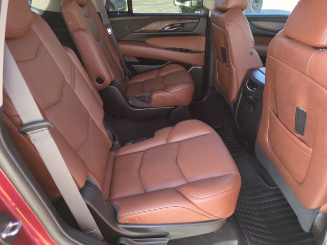 Used 2016 Cadillac Escalade Premium AWD/4WD image 18