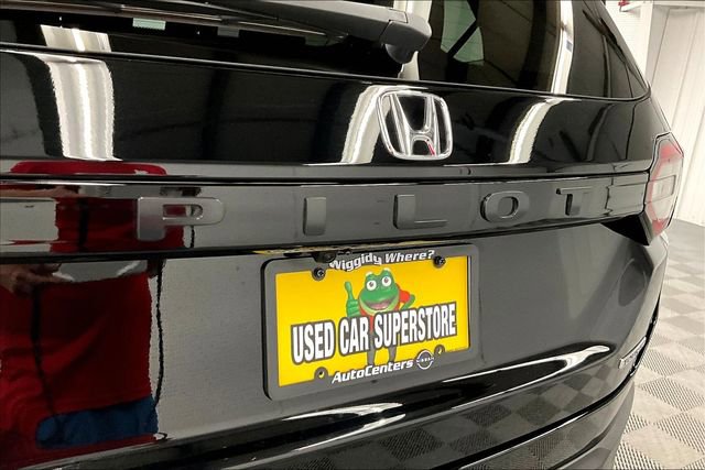 Used 2025 Honda Pilot Touring image 9
