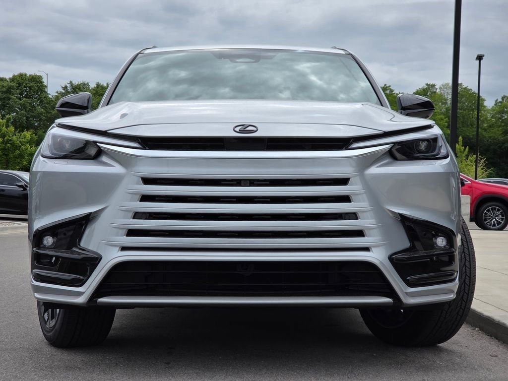 New 2026 Lexus TX 500h AWD image 3