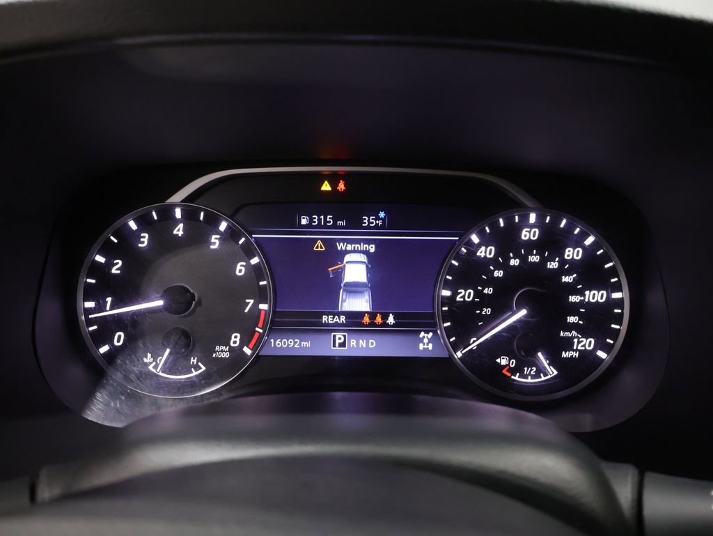 Used 2024 Nissan Frontier SV image 39