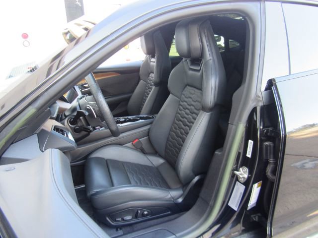 Used 2023 Audi e-tron GT Premium Plus image 6