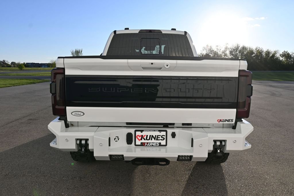 New 2026 Ford F350 Platinum w/ FX4 Off-Road Package AWD/4WD image 9