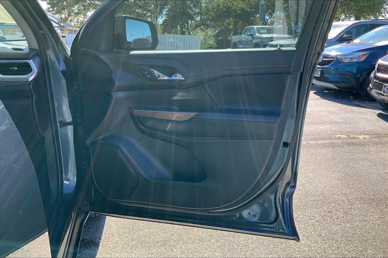 Used 2019 GMC Acadia SLE w/ LPO, Floor Liner Package FWD image 23