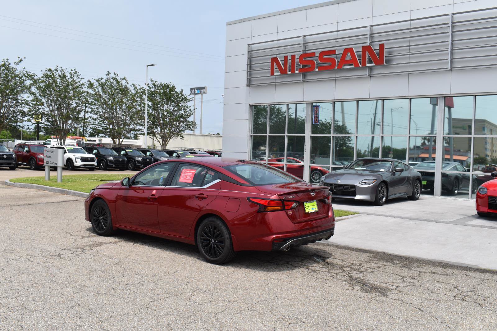Certified 2026 Nissan Altima 2.5 SV w/ SV Special Edition Package FWD image 5