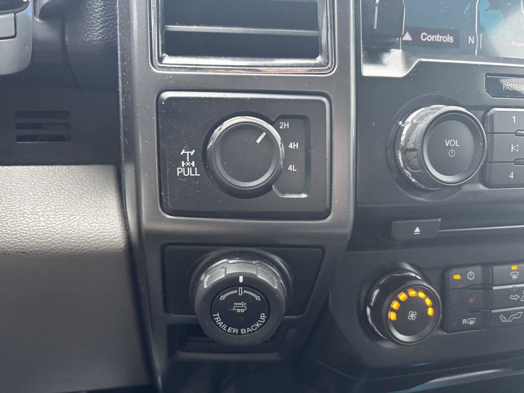 Used 2017 Ford F150 XLT w/ Equipment Group 302A Luxury image 25