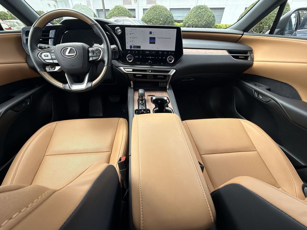 Used 2025 Lexus RX 350 Premium image 19