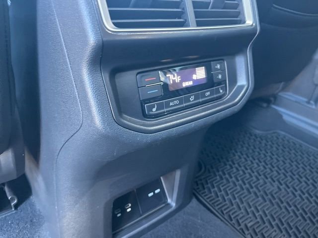 Used 2024 Volkswagen Atlas SEL Premium R-Line image 34