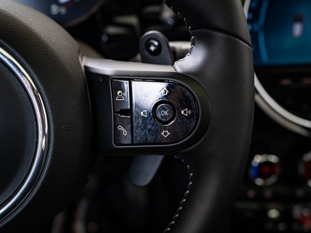 Used 2023 MINI Cooper S image 25