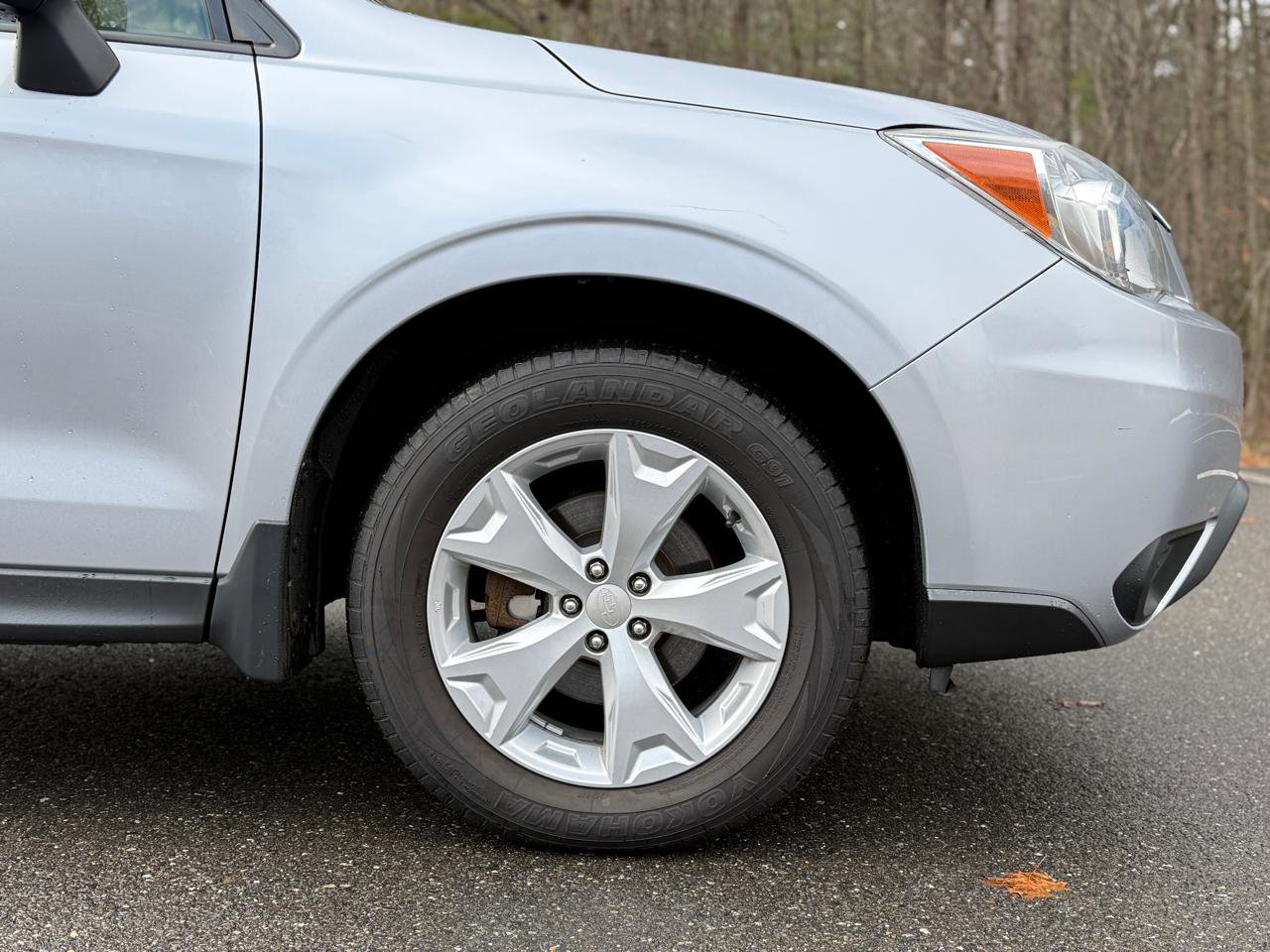 Used 2015 Subaru Forester 2.5i Premium w/ All-Weather Package AWD/4WD image 11