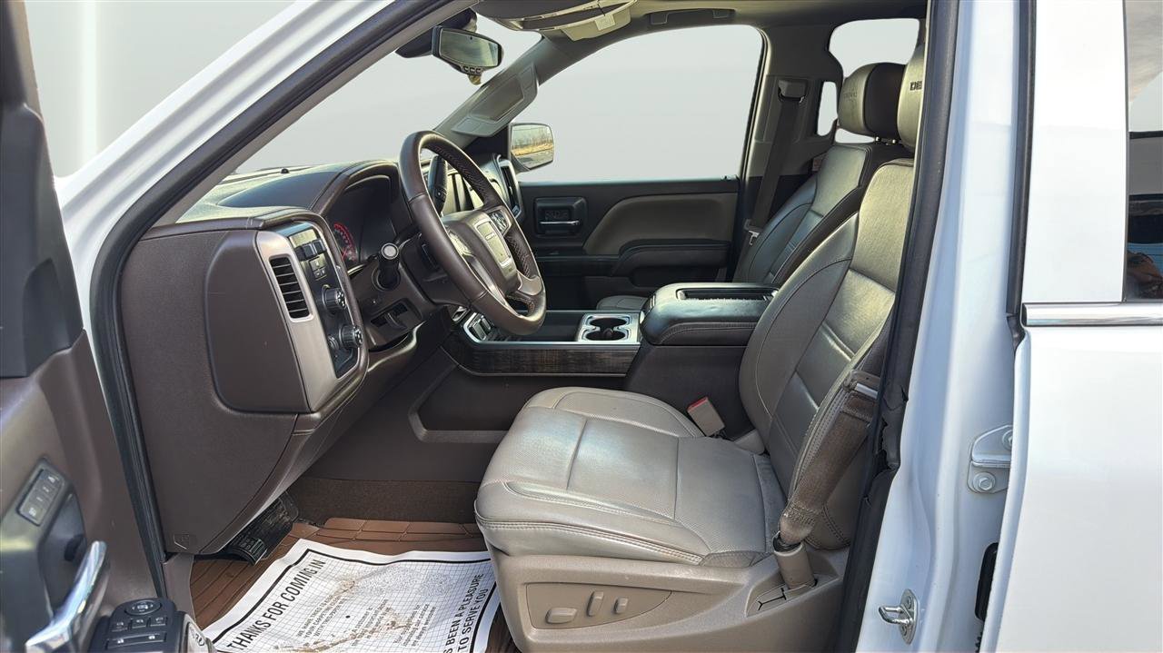 Used 2016 GMC Sierra 1500 Denali w/ Enhanced Driver Alert Package image 11