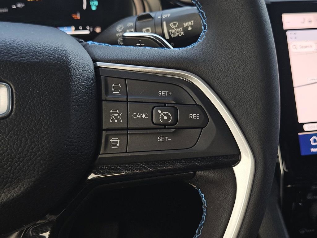 Used 2023 Jeep Grand Cherokee Trailhawk w/ Advanced Protech Group II image 18