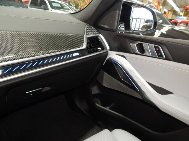 Used 2026 BMW X6 M60i image 21
