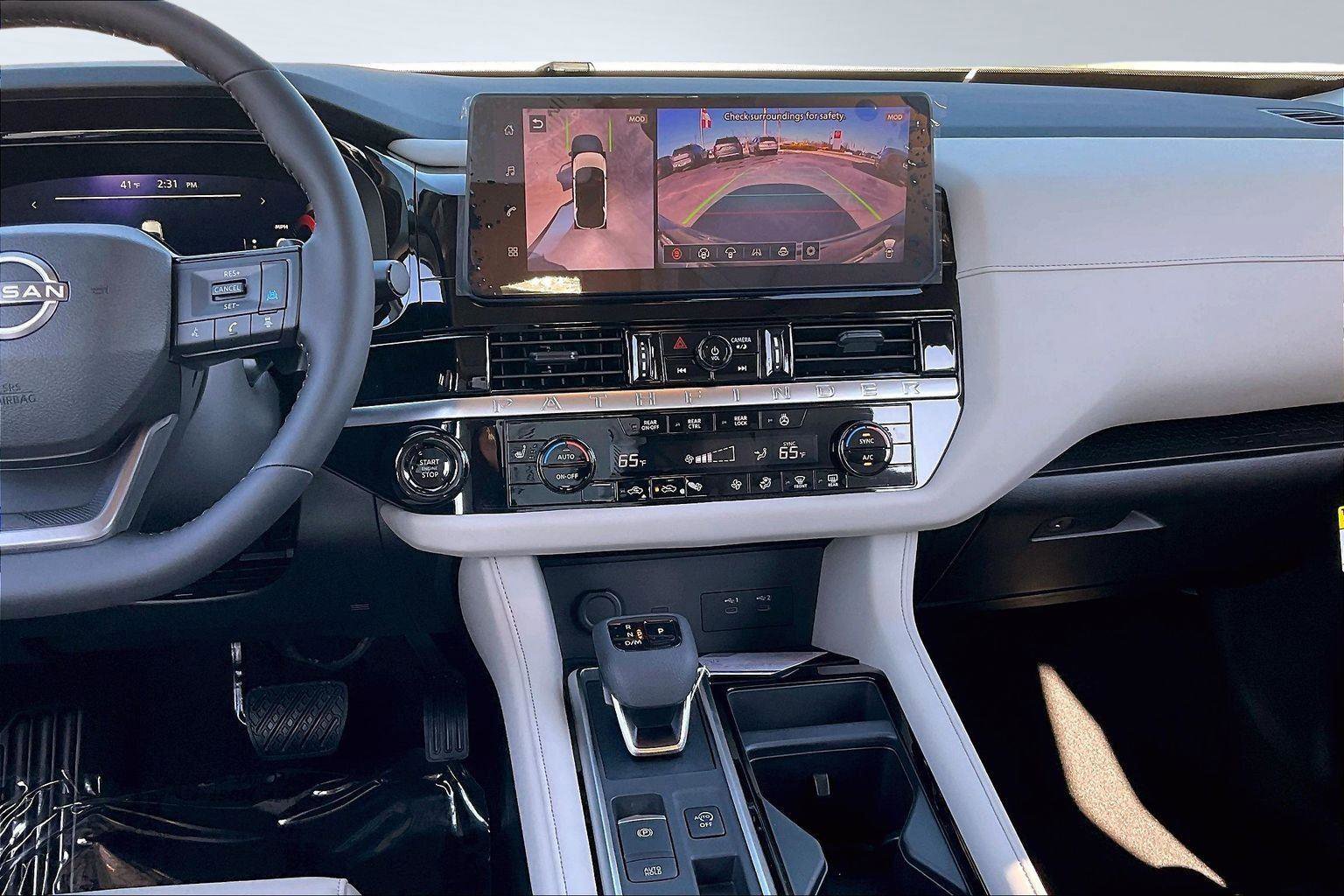 New 2026 Nissan Pathfinder SL image 8